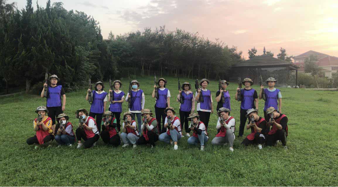 “团队协作，互助共赢”团建拓展活动圆满结束